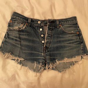 Vintage denim jean levi shorts, size 25/xs